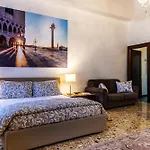 Ca Sant'angelo דירה