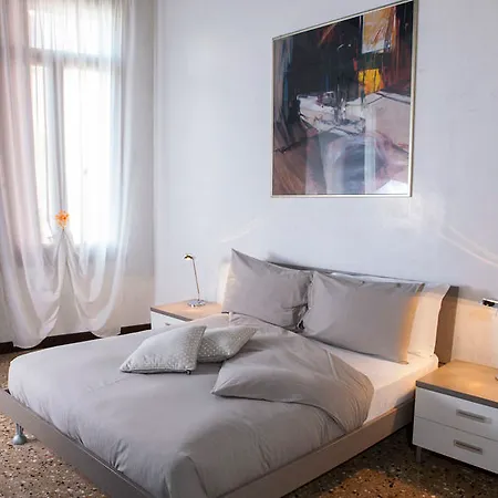 Cà Sant'angelo * Venise